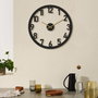 Wallity Reloj de Pared Decorativo Metal APS115, Negro y Dorado, 48 x 48 cm